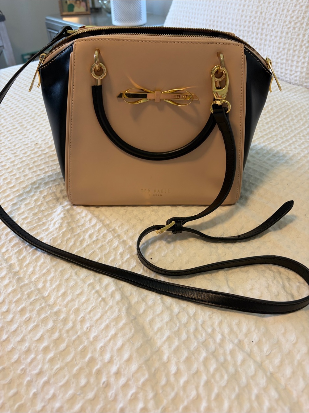 Ted Baker satchel/Crossbody excellent condition